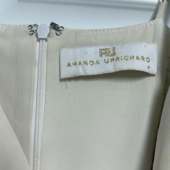 Elegant Cream Maxi Dress - AMANDA UPRICHARD Maxi - Size Petite - Long - Picture 2 of 4